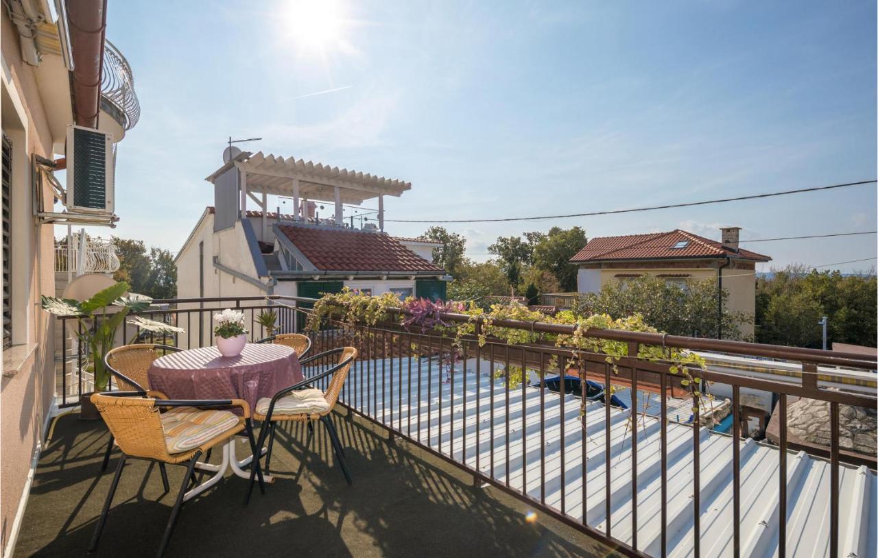 Beautiful home in Jadranovo with 5 Bedrooms, WiFi&Outdoor swimming pool Buitenkant foto